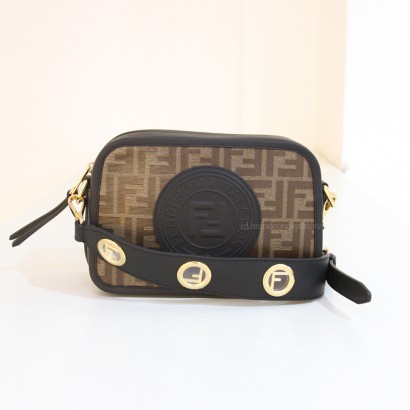 fendi camera crossbody